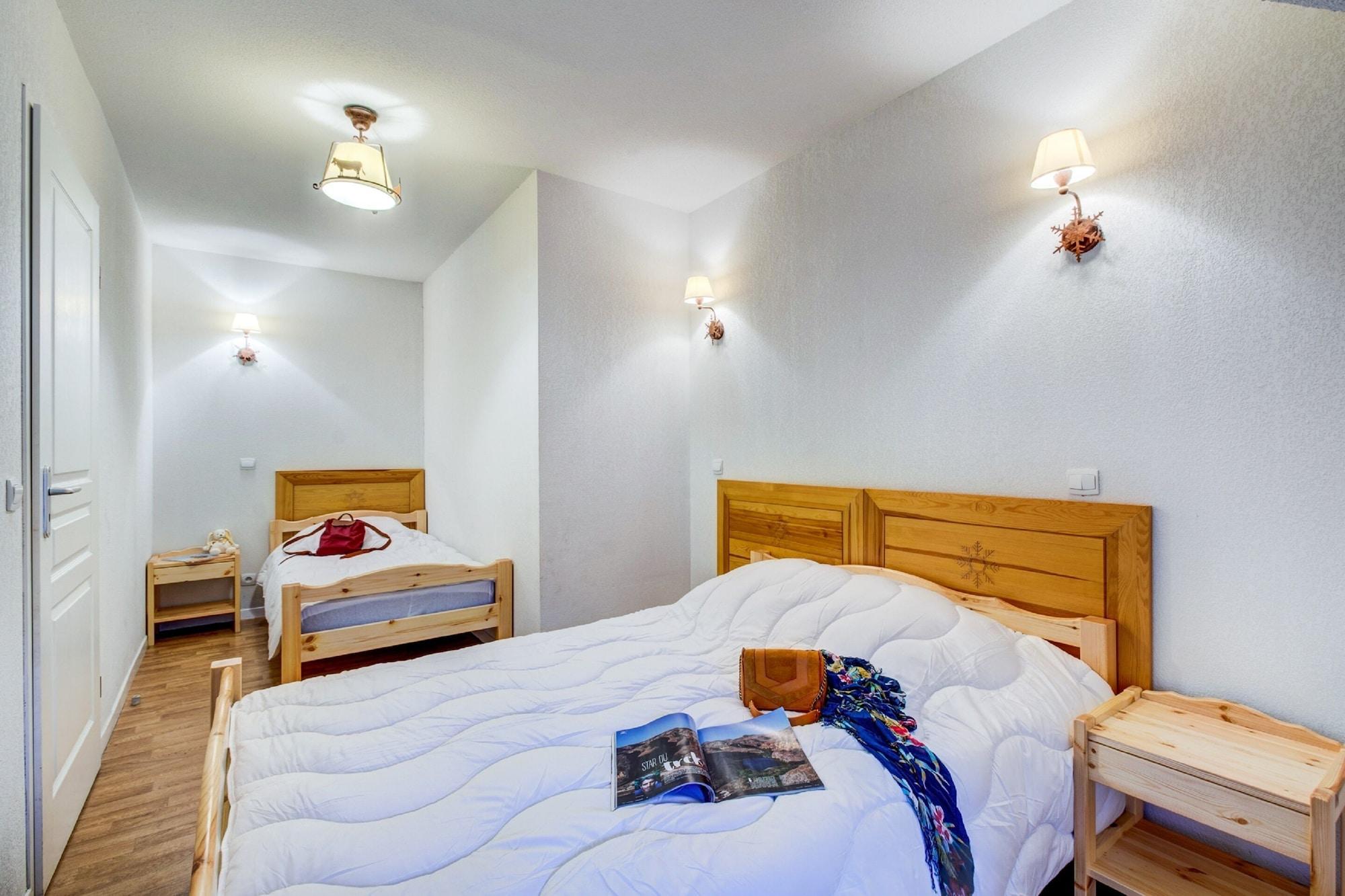 Vacanceole - Residence Illixon Bagnères-de-Luchon エクステリア 写真