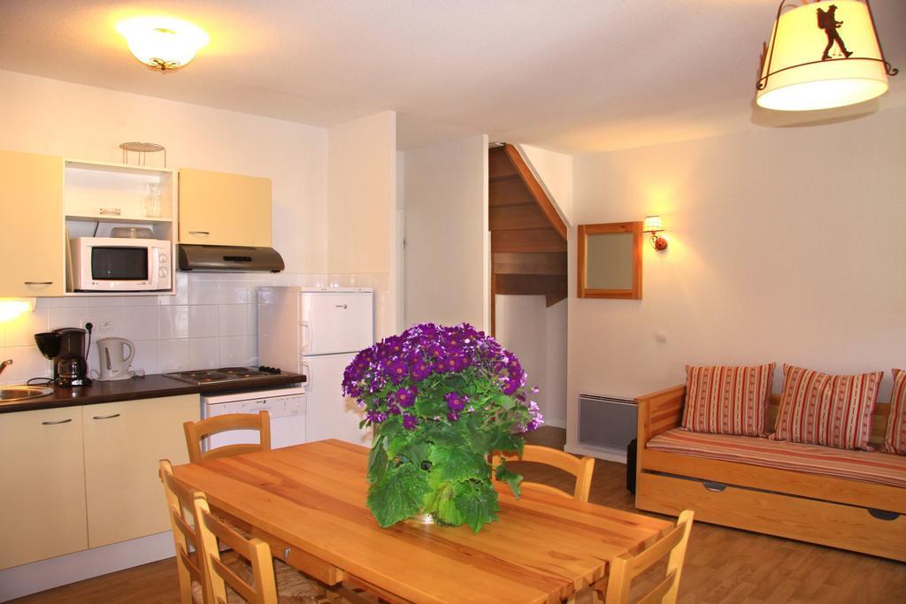 Vacanceole - Residence Illixon Bagnères-de-Luchon エクステリア 写真