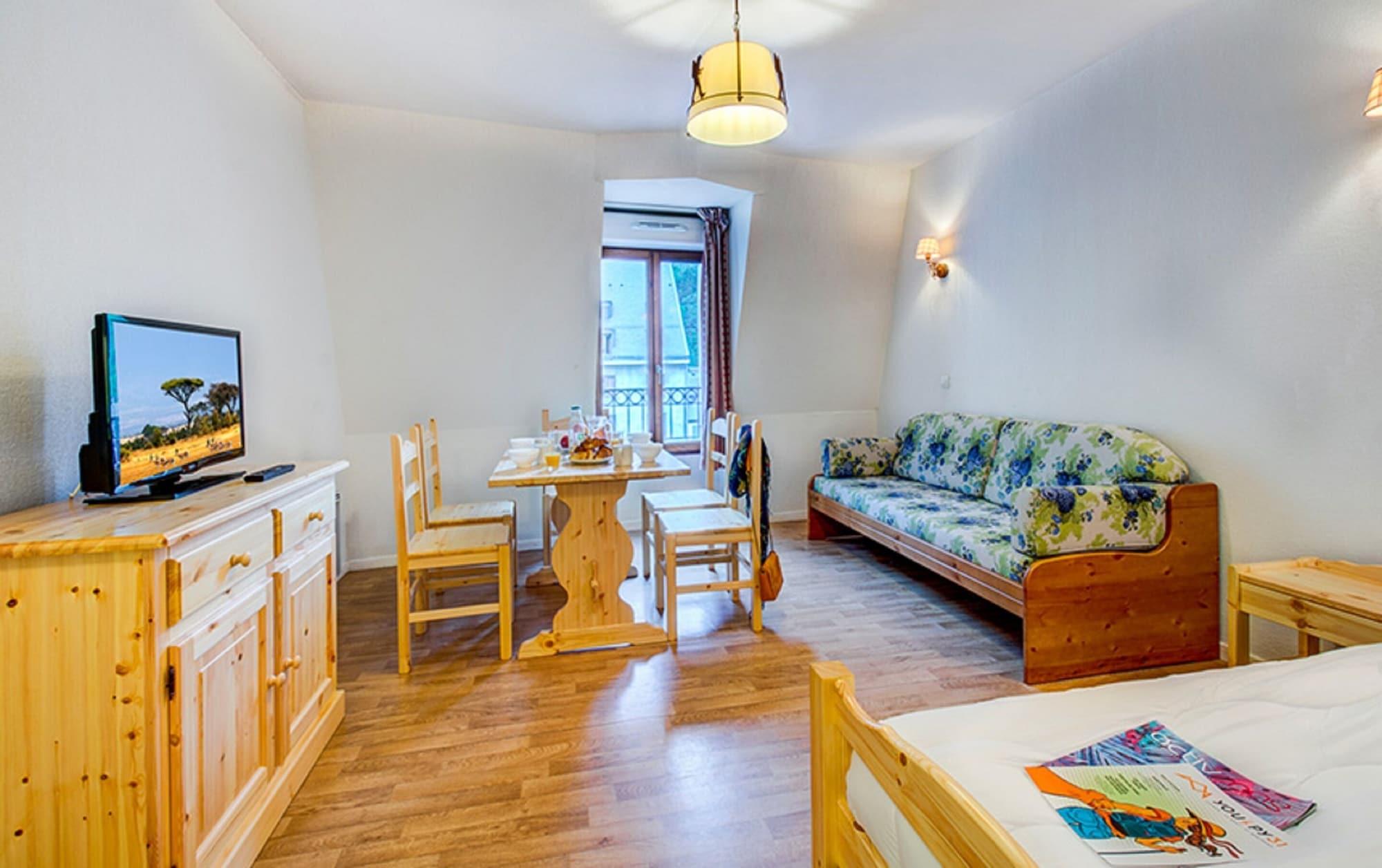Vacanceole - Residence Illixon Bagnères-de-Luchon エクステリア 写真